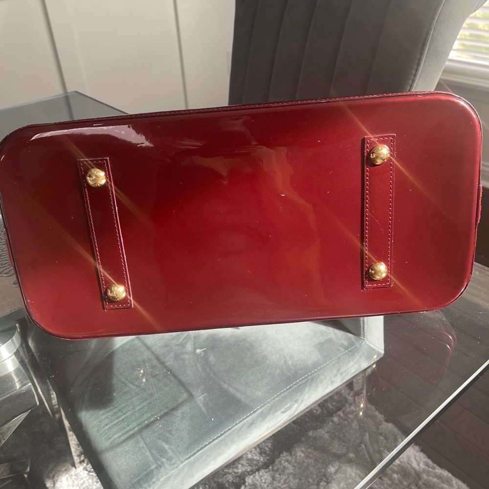 Louis Vuitton Alma GM Amarante Vernis - Picture 4 of 7